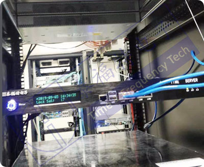 NTP服務器上架實景圖 NTP服務器上架實景圖